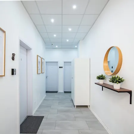 Apartament Cheerful In Center *